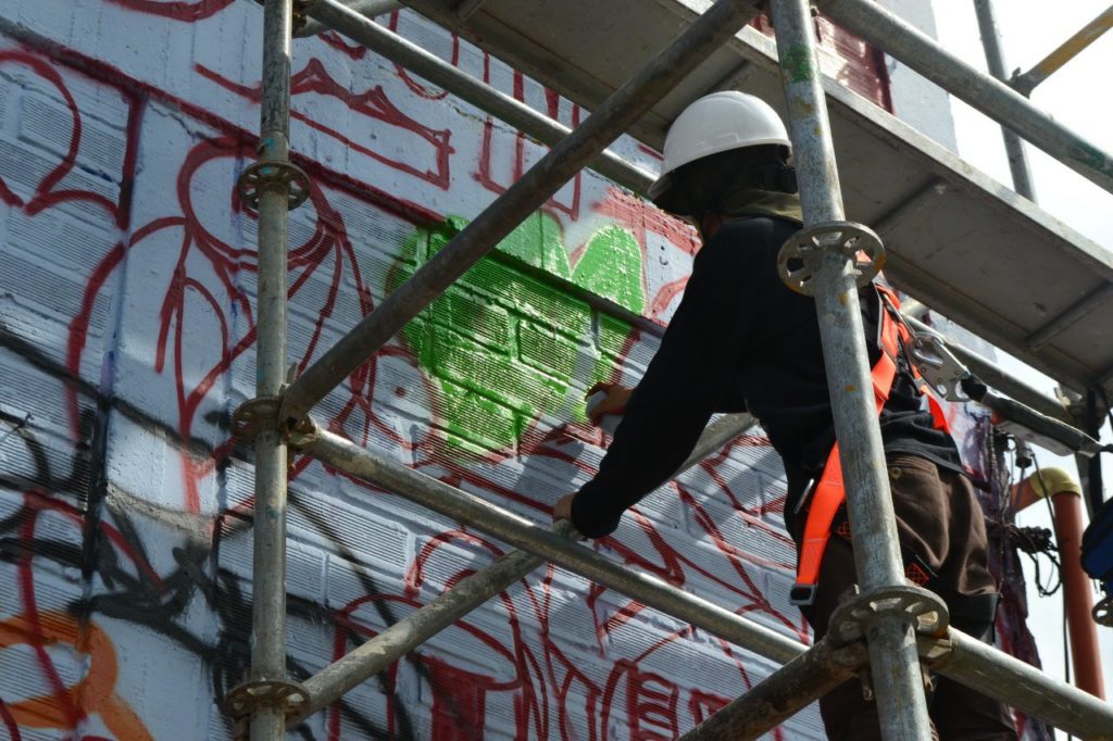 multidireccional-certificado-graffiti